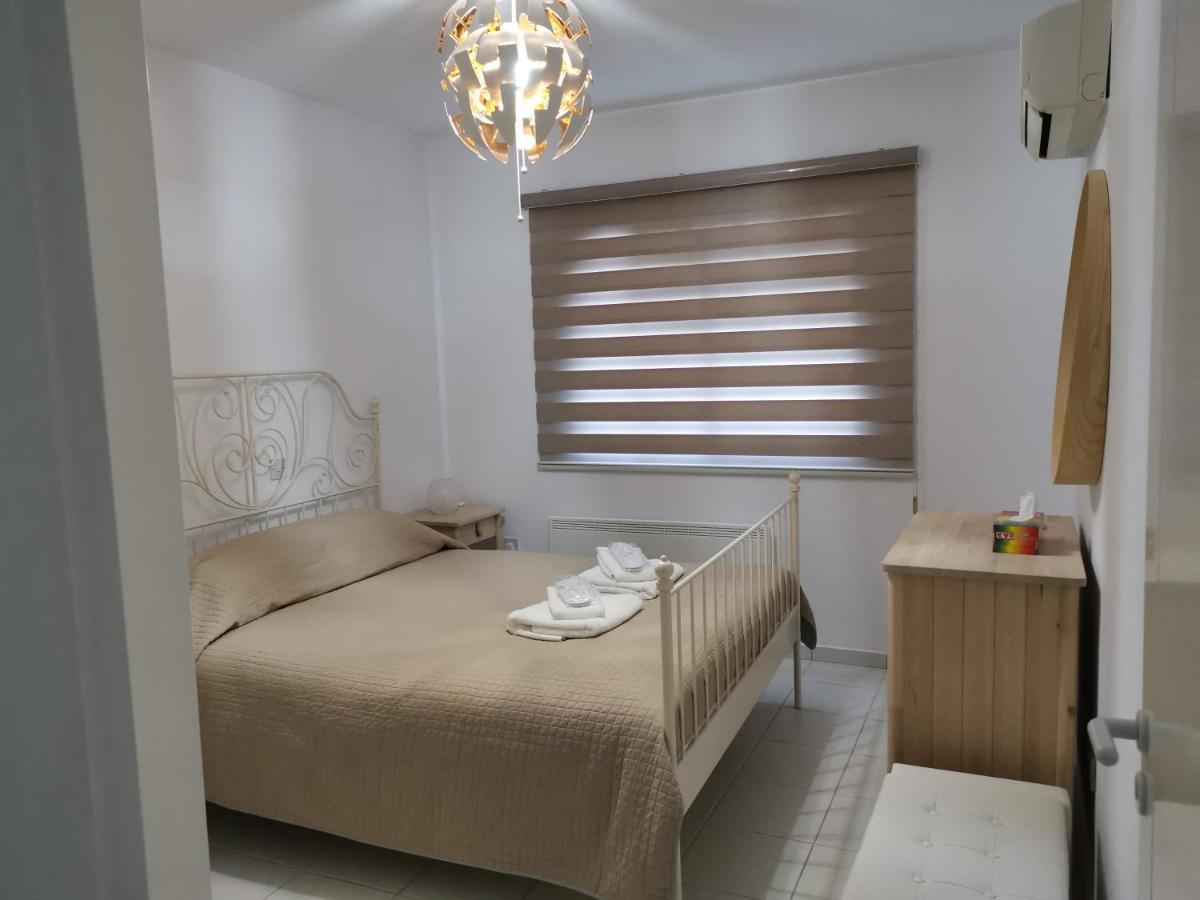 Iris Village, Near Kings Avenue Mall - By Imh Travel & Tours Paphos Exteriér fotografie