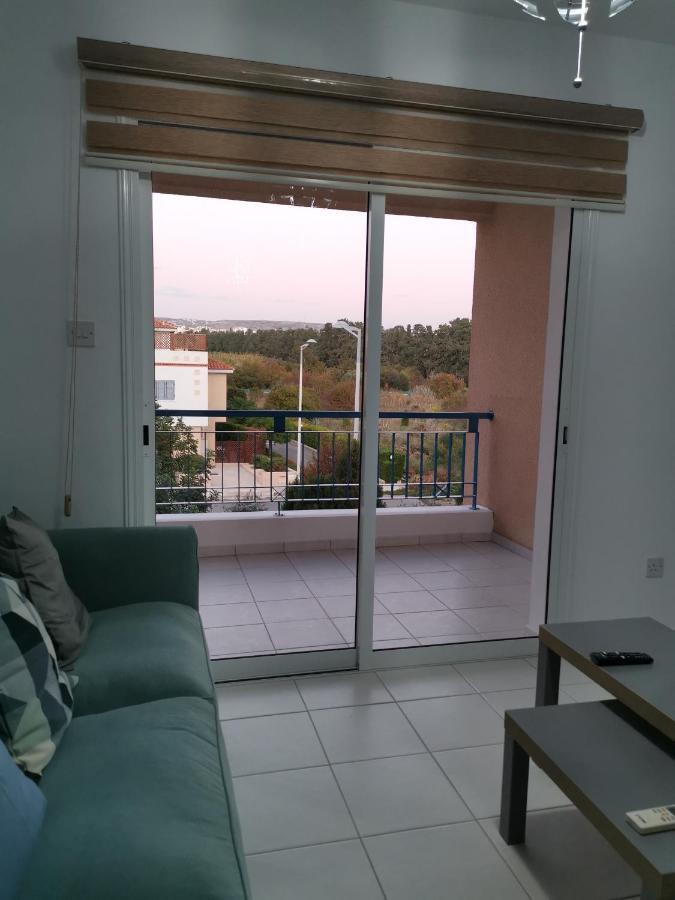 Iris Village, Near Kings Avenue Mall - By Imh Travel & Tours Paphos Exteriér fotografie