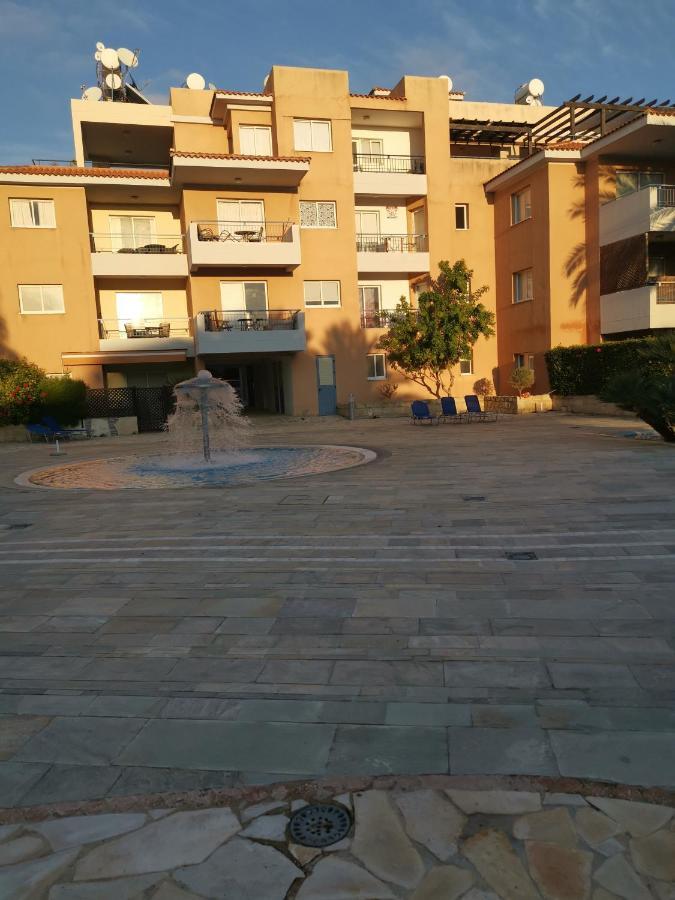 Iris Village, Near Kings Avenue Mall - By Imh Travel & Tours Paphos Exteriér fotografie