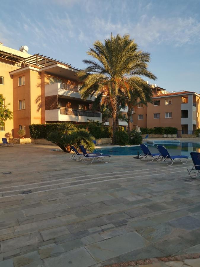 Iris Village, Near Kings Avenue Mall - By Imh Travel & Tours Paphos Exteriér fotografie